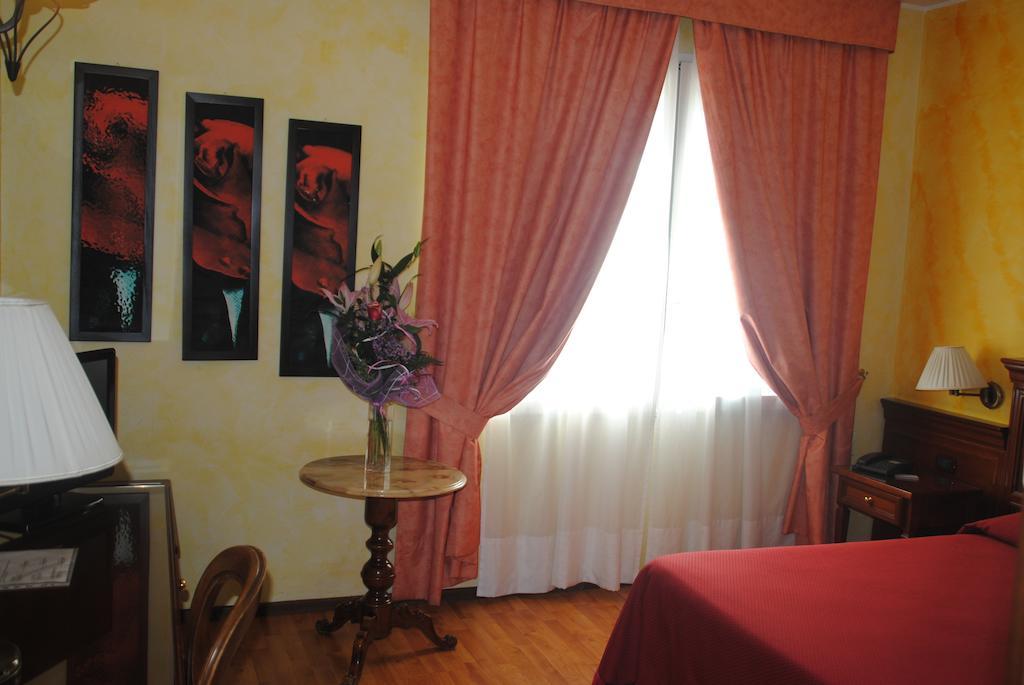 Hotel Vazzana Volpiano Bilik gambar