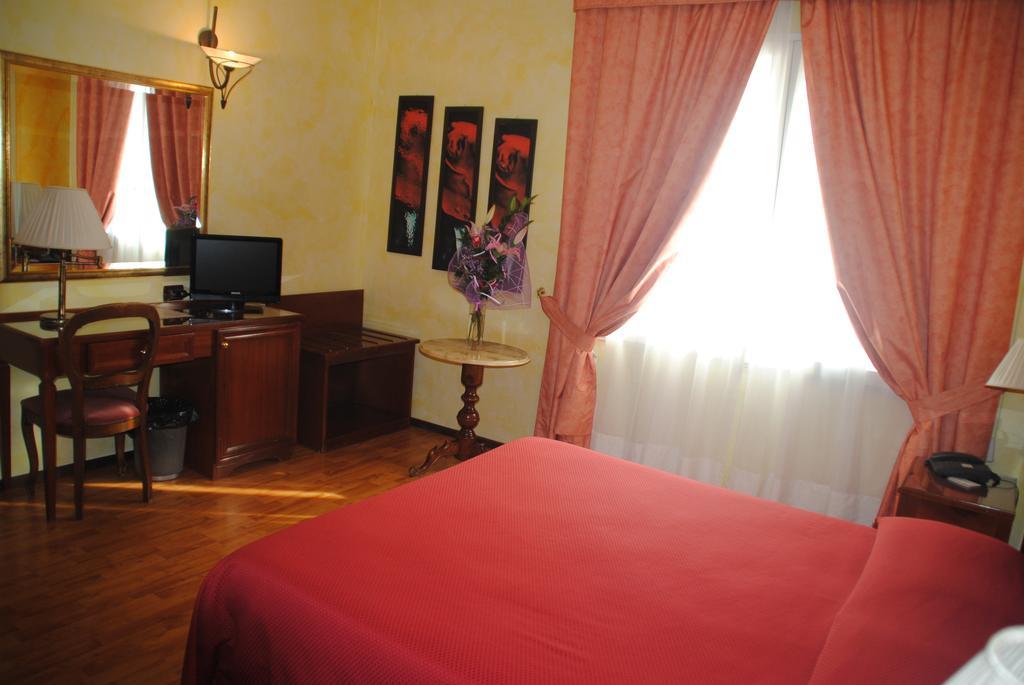 Hotel Vazzana Volpiano Luaran gambar
