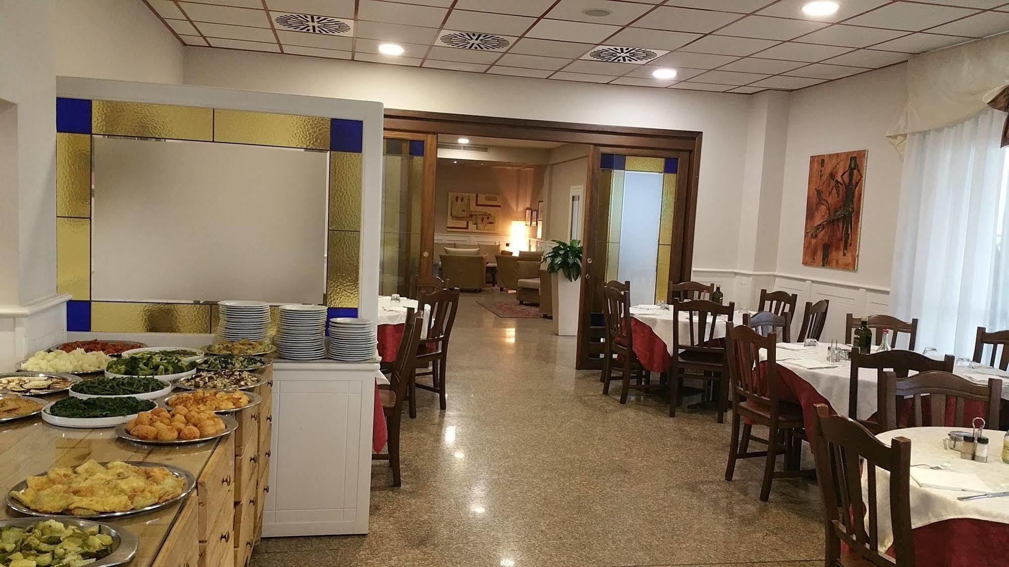 Hotel Vazzana Volpiano Luaran gambar