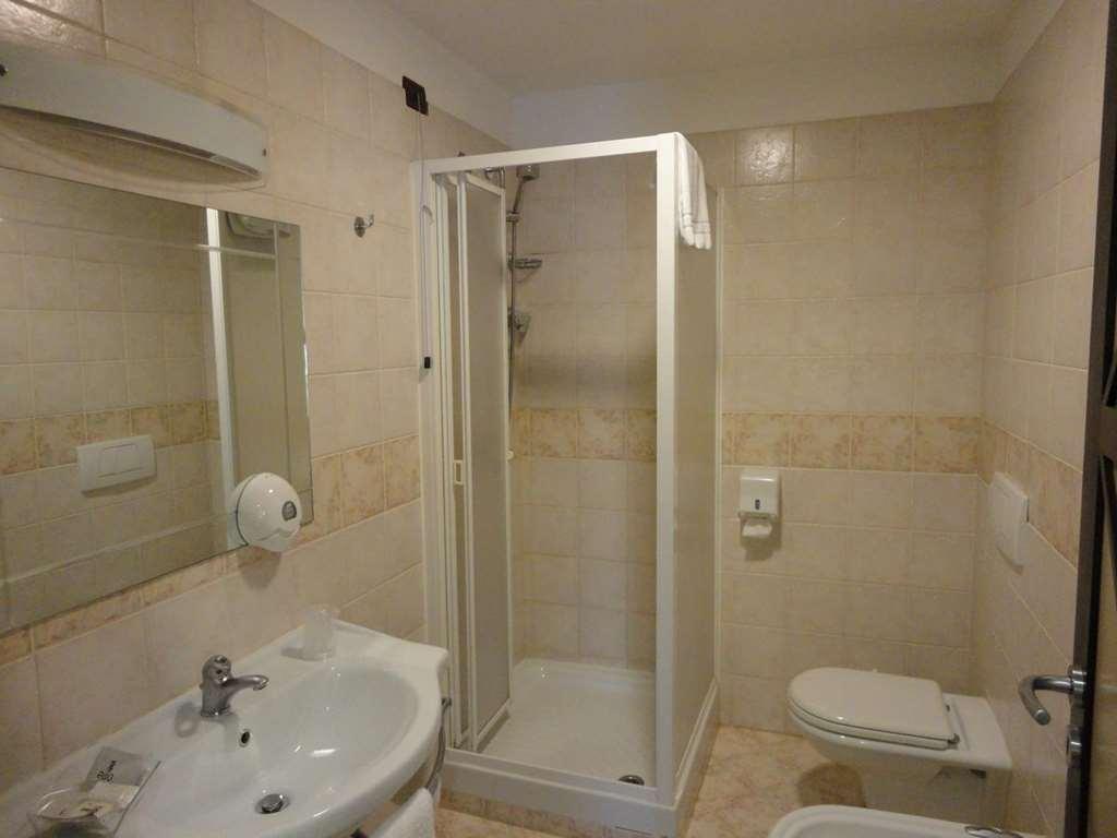 Hotel Vazzana Volpiano Bilik gambar