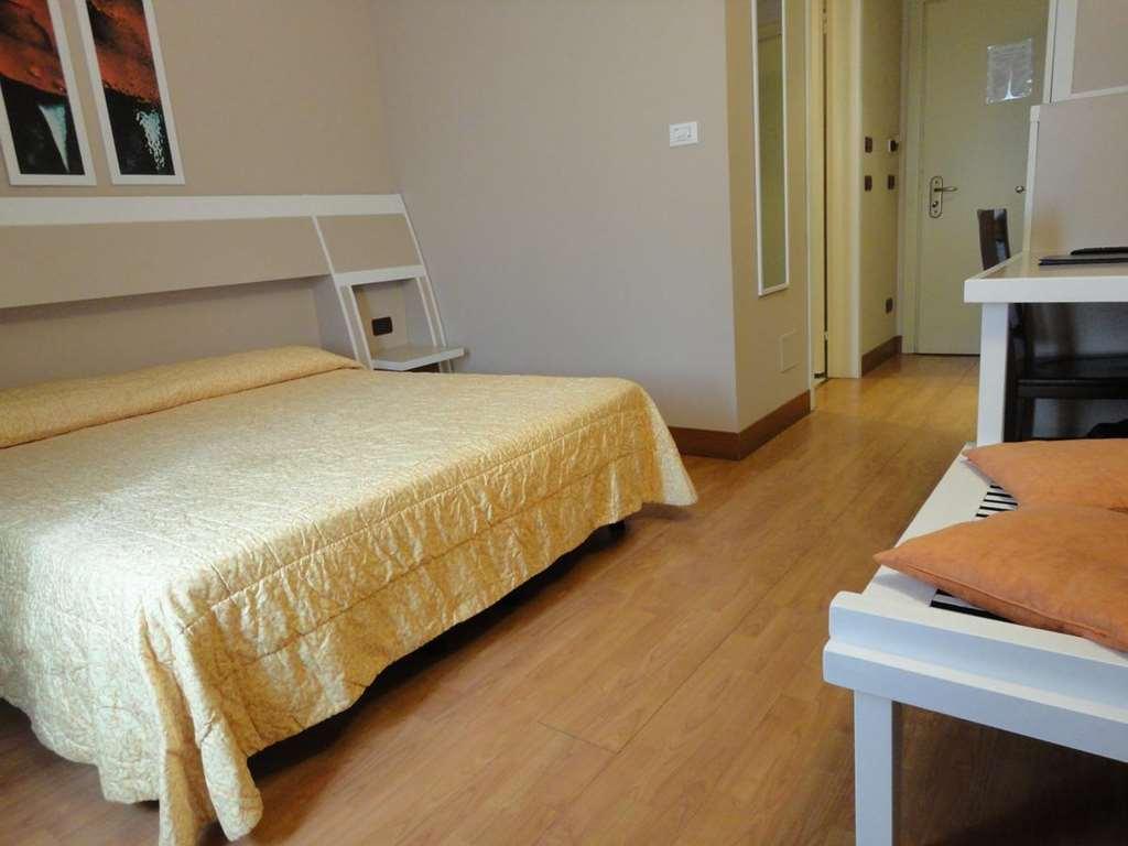 Hotel Vazzana Volpiano Bilik gambar