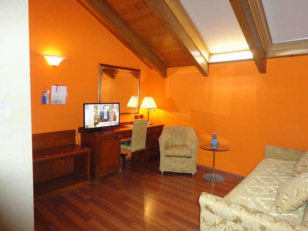 Hotel Vazzana Volpiano Bilik gambar